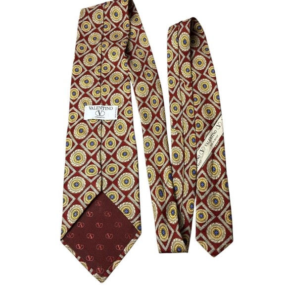 Valentino Vintage Handmade Italy 100% Silk Tie Geometric Wide Designer Logo - Picture 8 of 9